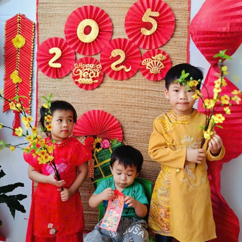 Hình tết 2025 cs4