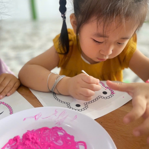 Vui học chấm màu lớp lá cs4