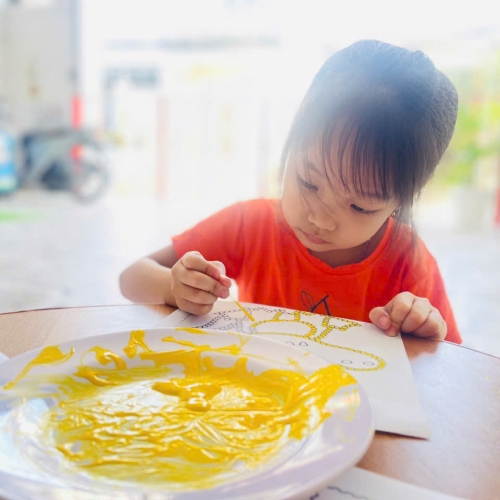 Vui học chấm màu lớp lá cs4