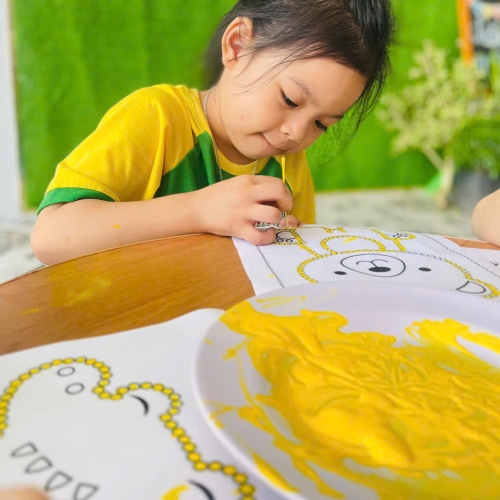 Vui học chấm màu lớp lá cs4