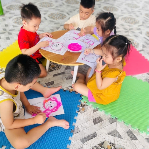 Vui học chấm màu lớp lá cs4