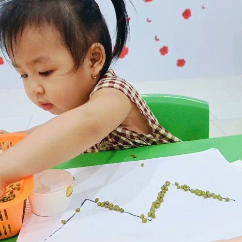 Làm thiệp tặng mẹ yêu