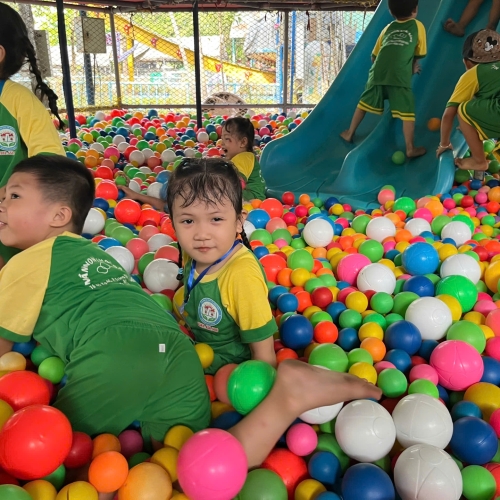 Bé dã ngoại Bửu Long 8-3-2025