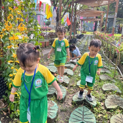 Bé dã ngoại Bửu Long 8-3-2025