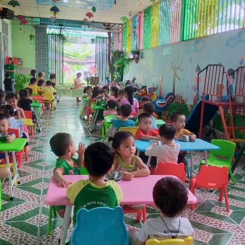 Tiệc Bufet Chào Mừng 20-11-2024