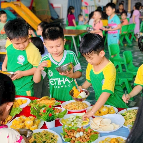 Tiệc Bufet Chào Mừng 20-11-2024