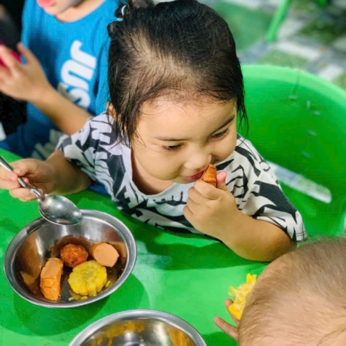 Tiệc Buffet Mừng Ngày 20-10 CS4