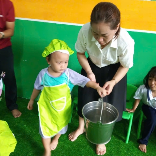 Trải Nghiệm Vắt Sữa Bò CS2