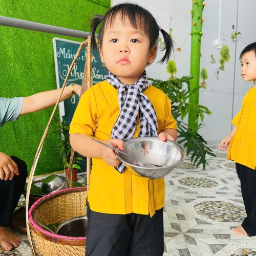 Trải nghiệm gánh chè tuổi thơ