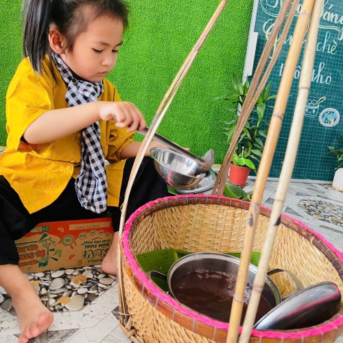 Trải nghiệm gánh chè tuổi thơ