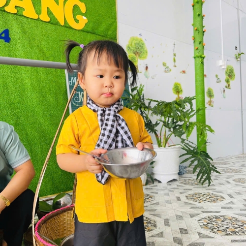 Trải nghiệm gánh chè tuổi thơ