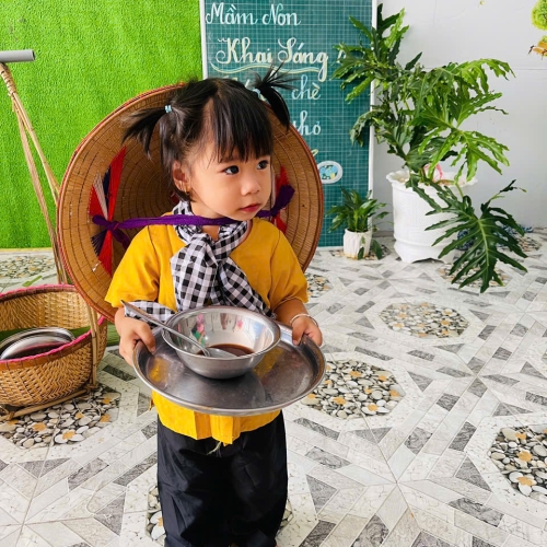 Trải nghiệm gánh chè tuổi thơ