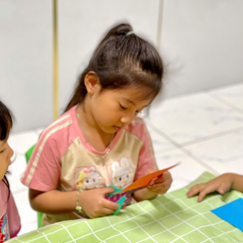 Tạo hình con chuồn chuồn