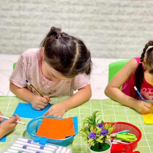 Tạo hình con chuồn chuồn