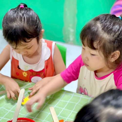 Tạo hình con chuồn chuồn